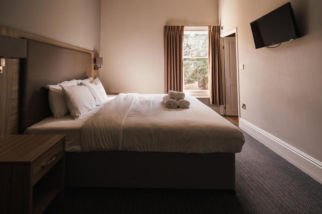 St Andrews Town Hotel ดรอยท์วิช ภายนอก รูปภาพ