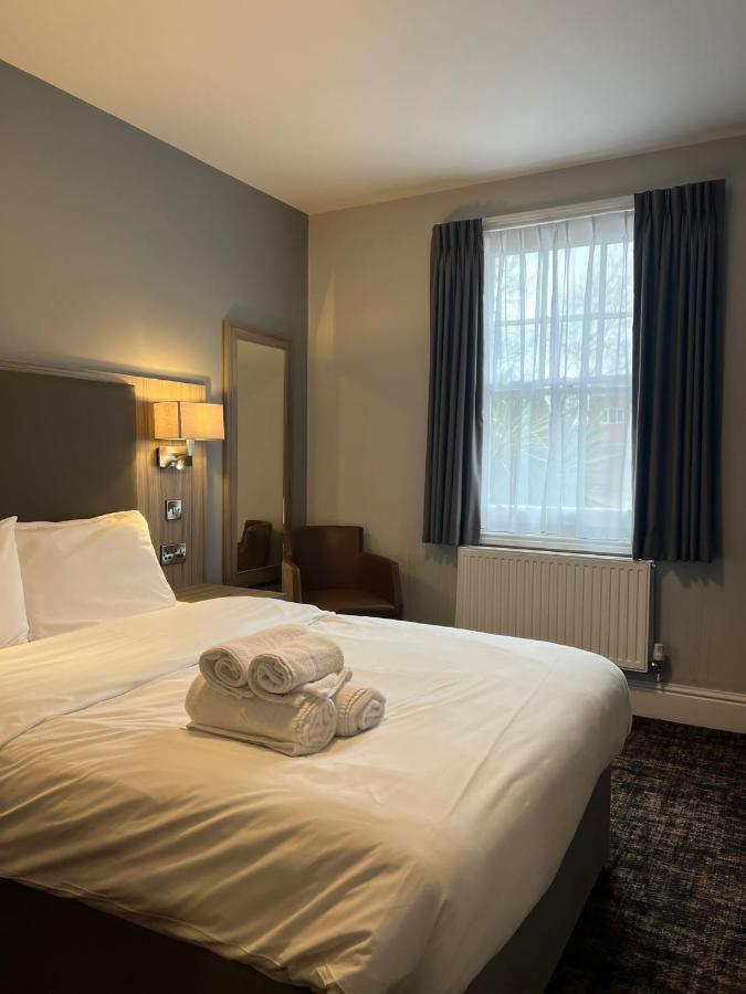 St Andrews Town Hotel ดรอยท์วิช ภายนอก รูปภาพ