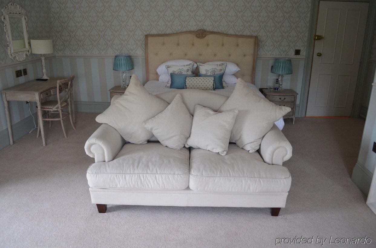 St Andrews Town Hotel ดรอยท์วิช ภายนอก รูปภาพ