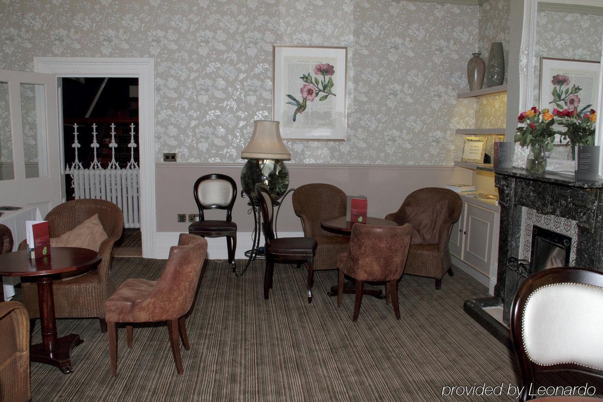 St Andrews Town Hotel ดรอยท์วิช ภายนอก รูปภาพ